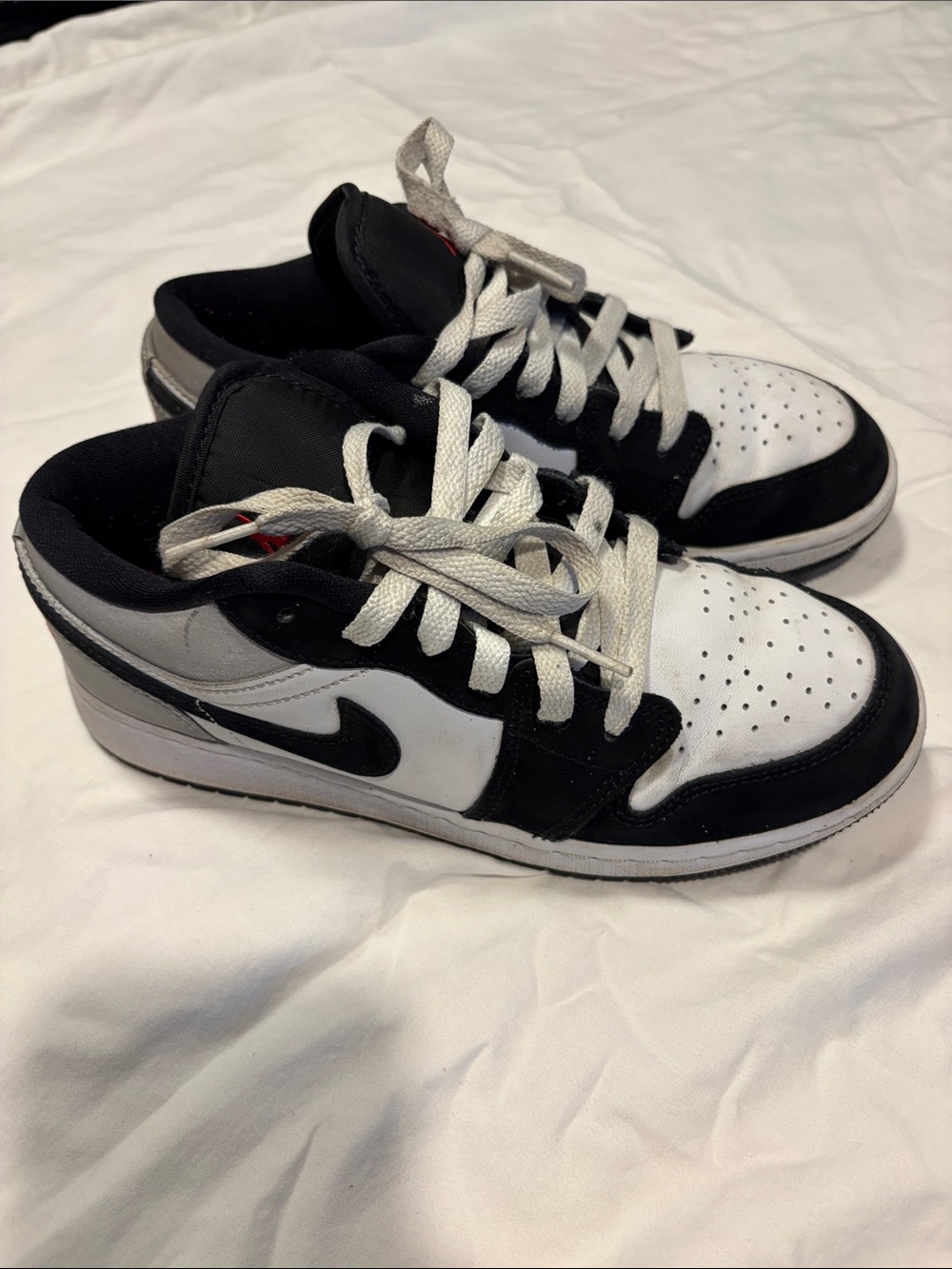 Nike Kids Black and White Low-Top Sneakers